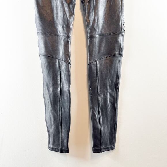 SPANX Shiny Faux Leather Slim Fit Pull On Mid Rise Moto Leggings Black Small - Picture 14 of 14